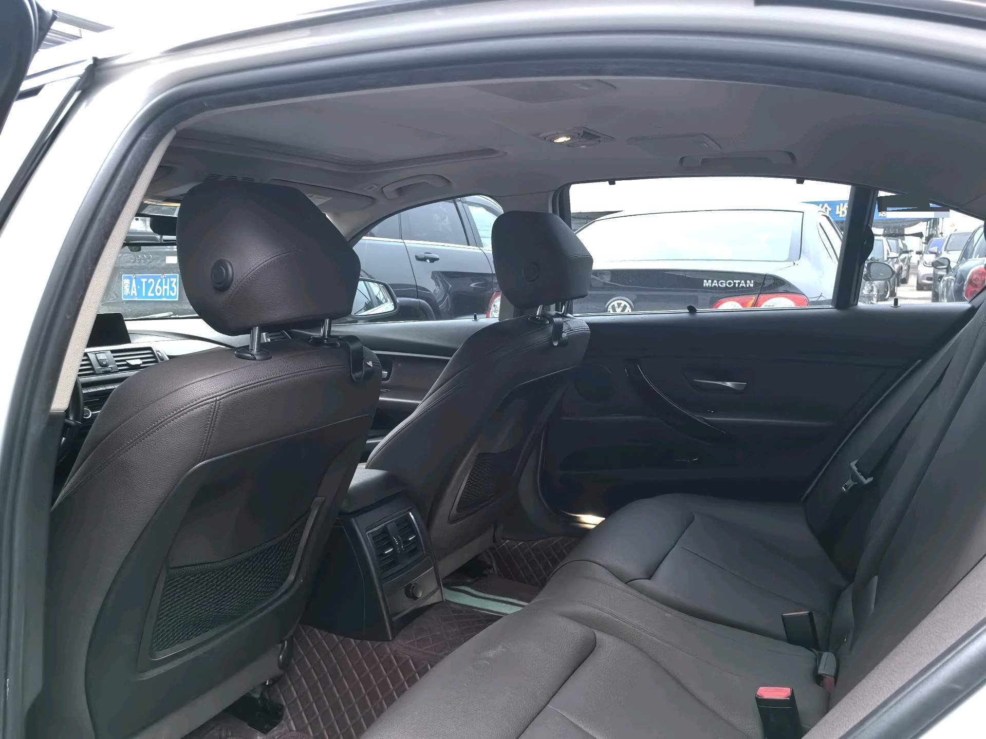 BMW 3 Series 2019 car image #5