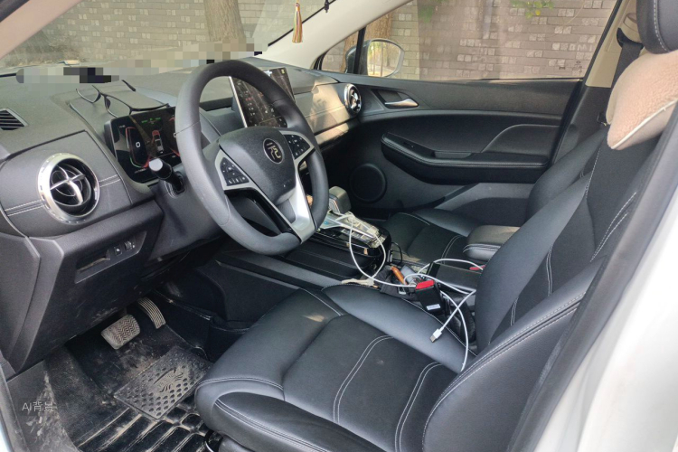 BYD Yuan New Energy 2019 car image #17