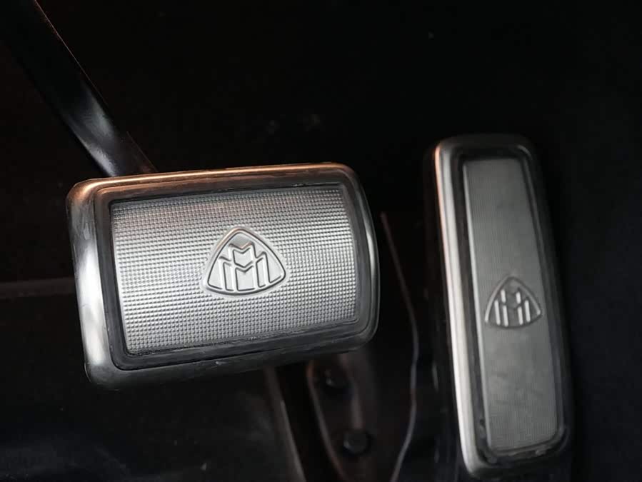 Mercedes-Benz Maybach GLS car image #41