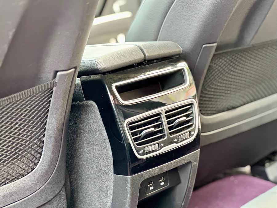 GEELY Ulion 2017 #41 GEELY Ulion 2017 immagine di auto #41