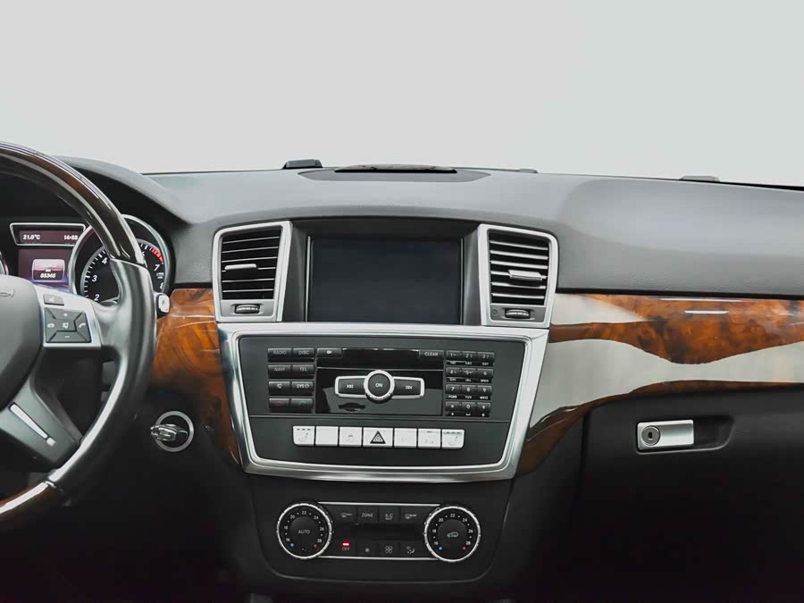 Mercedes-Benz M Class 2014 #41 Mercedes-Benz M Class 2014 car image #41