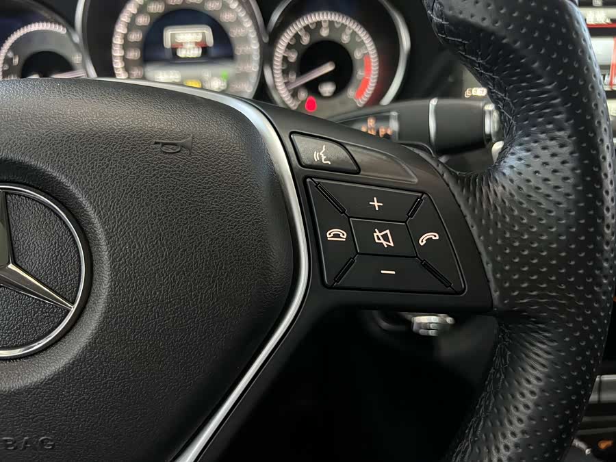 Mercedes-Benz CLS Class 2014 #41 Mercedes-Benz CLS Class 2014 immagine di auto #41