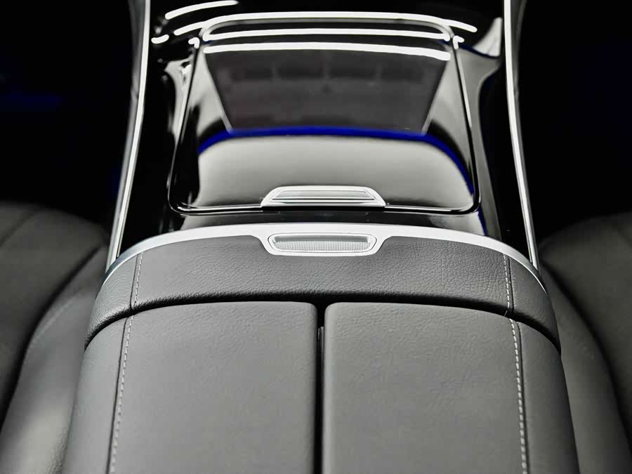 Mercedes-Benz EQE SUV 2024 #41 Mercedes-Benz EQE SUV 2024 car image #41