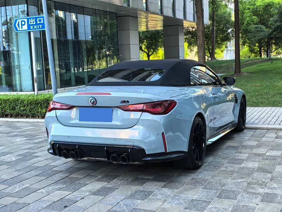 BMW M4 2022 car image #41