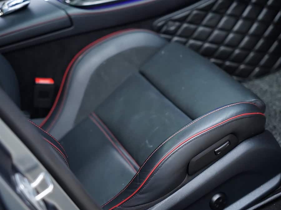 Mercedes-Benz E AMG 2018 immagine di auto #41