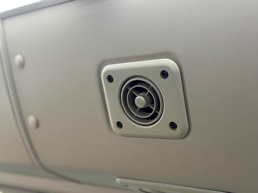 Toyota Coaster 2023 car image #41