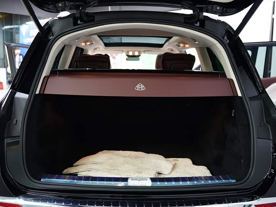 Mercedes-Benz Maybach GLS 2024 #41 Mercedes-Benz Maybach GLS 2024 car image #41