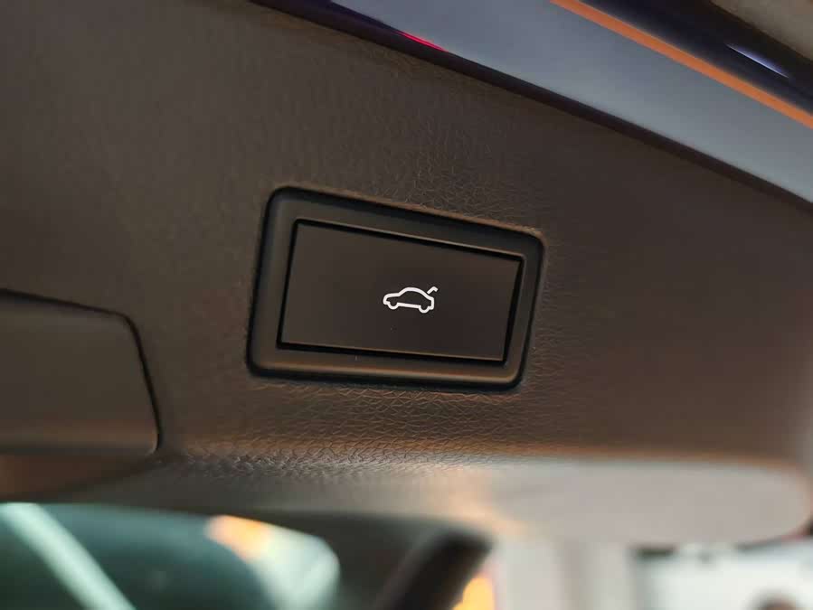 Volkswagen ID.6 X 2022 #41 Volkswagen ID.6 X 2022 car image #41