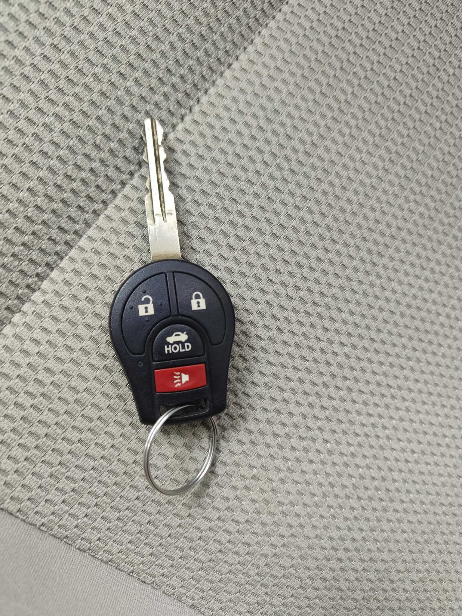 Nissan Sunny 2016 #41 Nissan Sunny 2016 car image #41