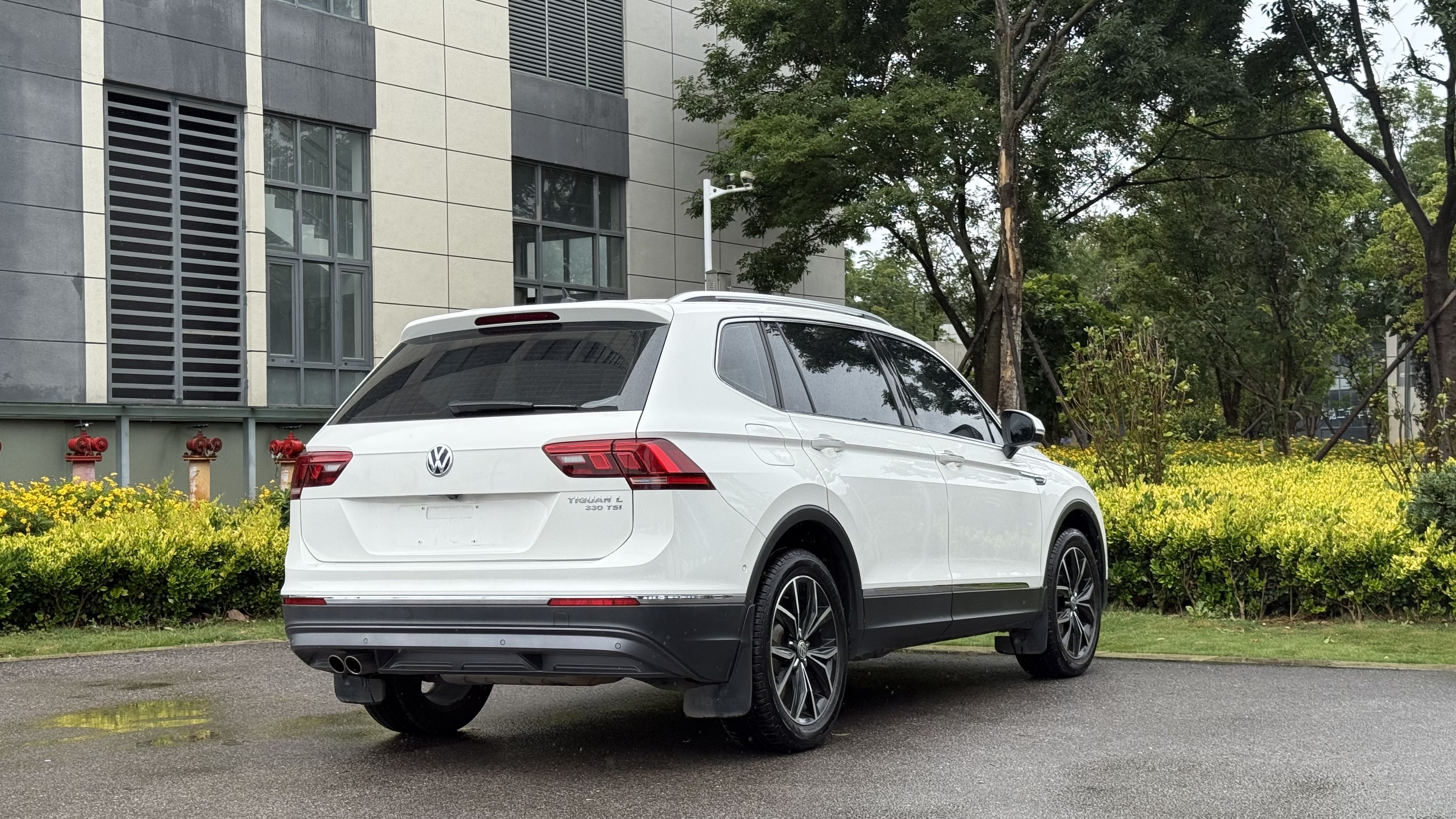 Volkswagen Tiguan L 2019 #41 Volkswagen Tiguan L 2019 car image #41