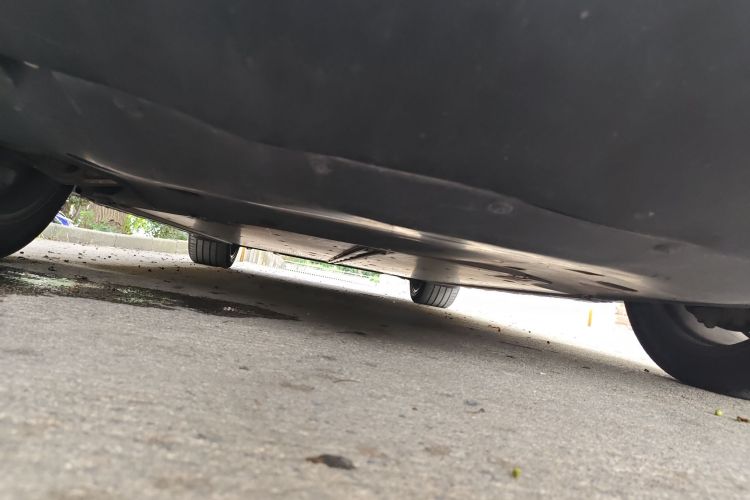 Tesla Model X 2019 immagine di auto #41