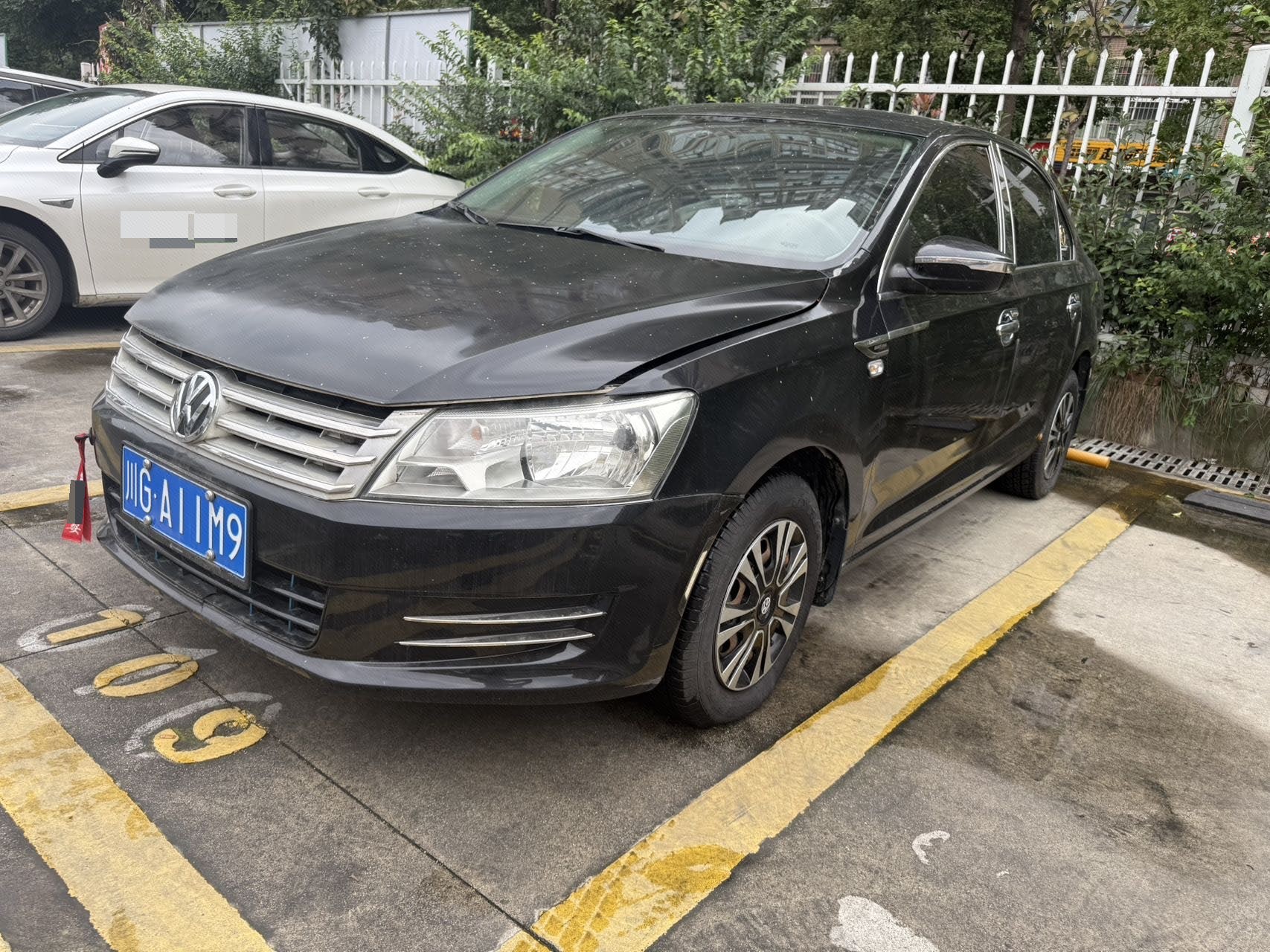 Volkswagen Santana 2014 car image 