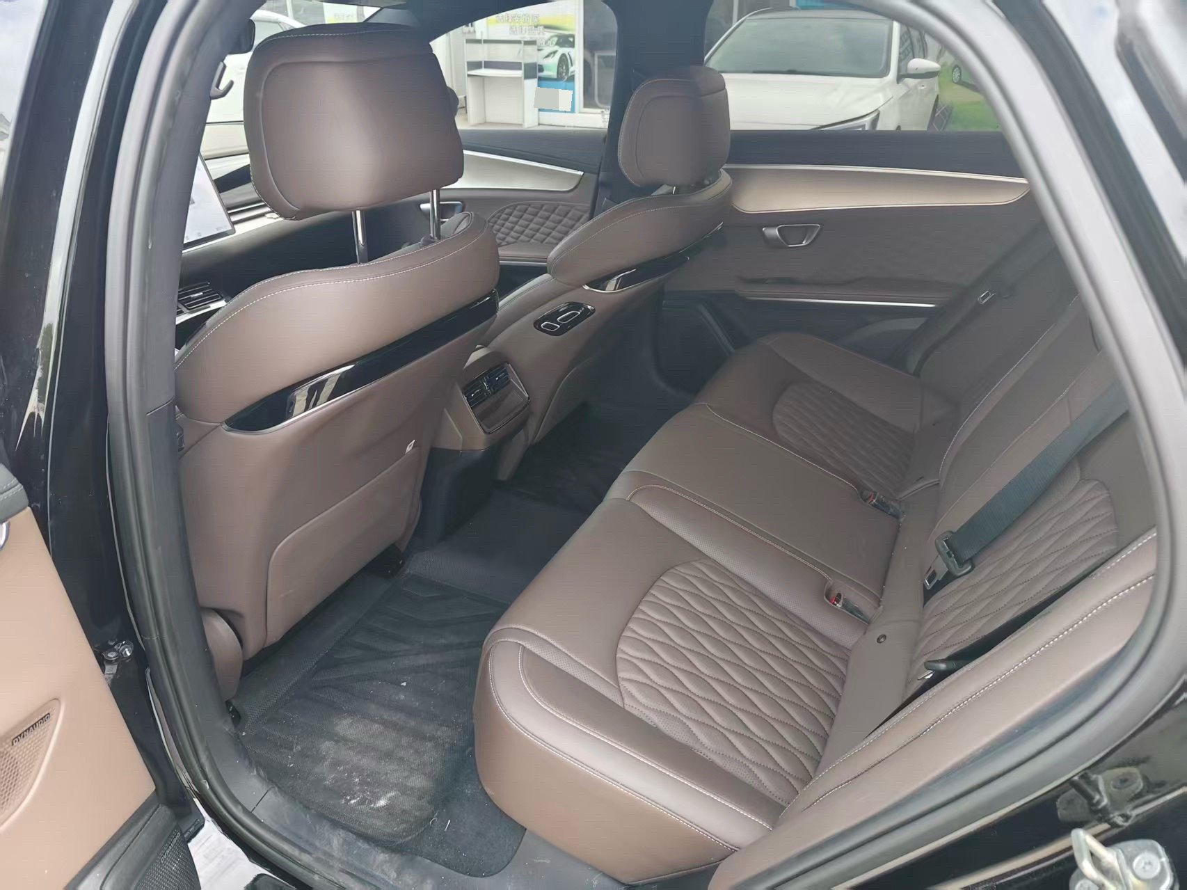 BYD Han 2023 imagem de carro #6