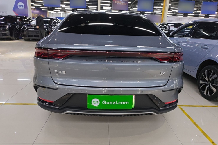 BYD Han 2023 car image #4