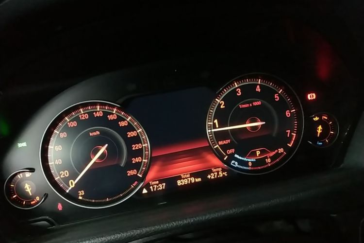BMW 3 Series 2019 #16 BMW 3 Series 2019 car image #16