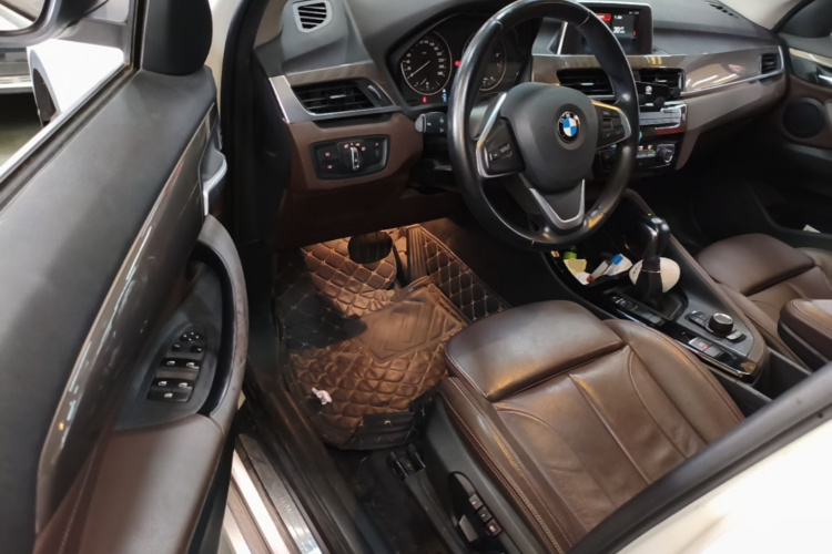 BMW X1 2018 #16 BMW X1 2018 car image #16