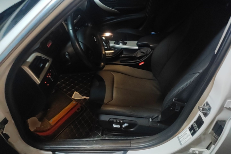 BMW 3 Series 2016 #15 BMW 3 Series 2016 immagine di auto #15
