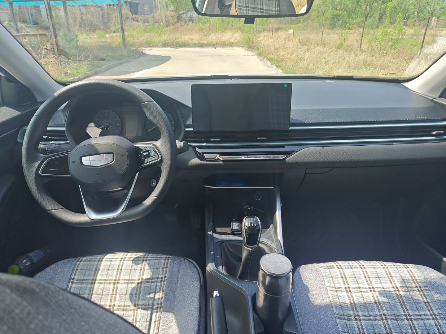 GEELY Emgrand 2025 car image #7