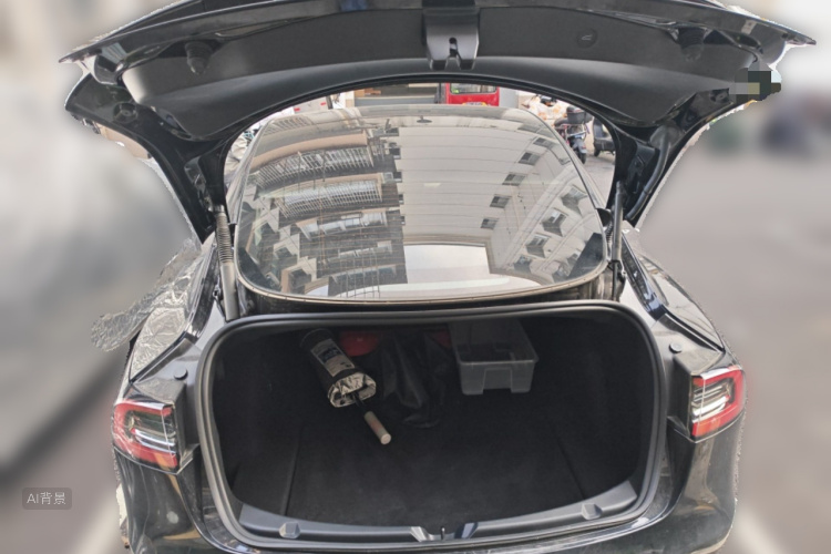 Tesla Model 3 2023 car image #21