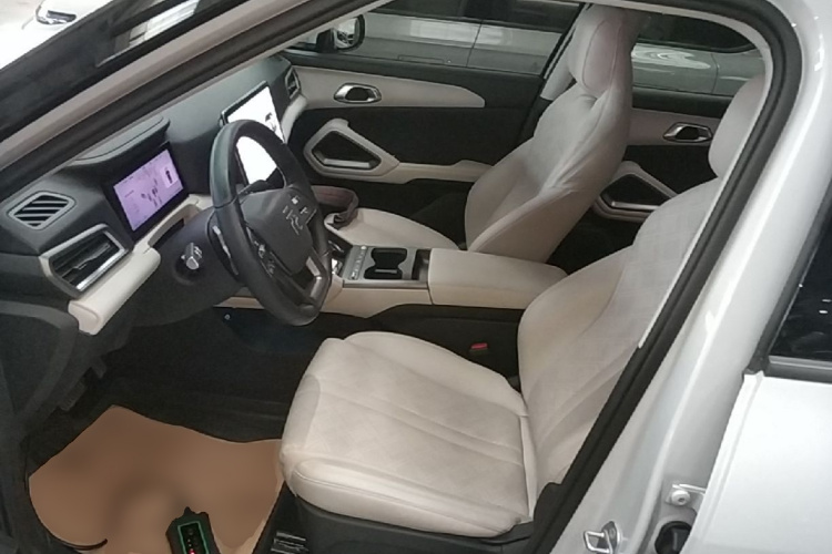 BYD YuanUP 2025 #15 BYD YuanUP 2025 car image #15