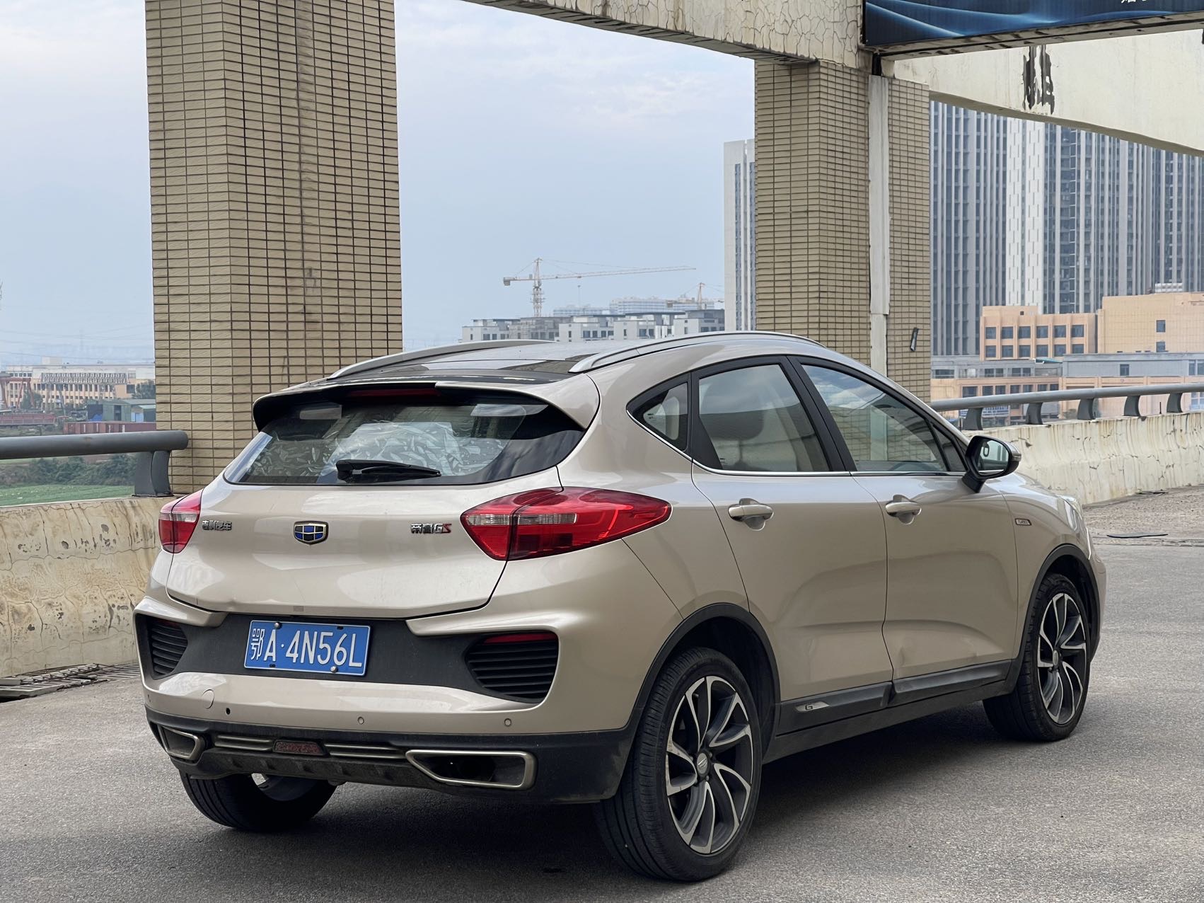 GEELY Emgrand GS 2018 #10 GEELY Emgrand GS 2018 immagine di auto #10