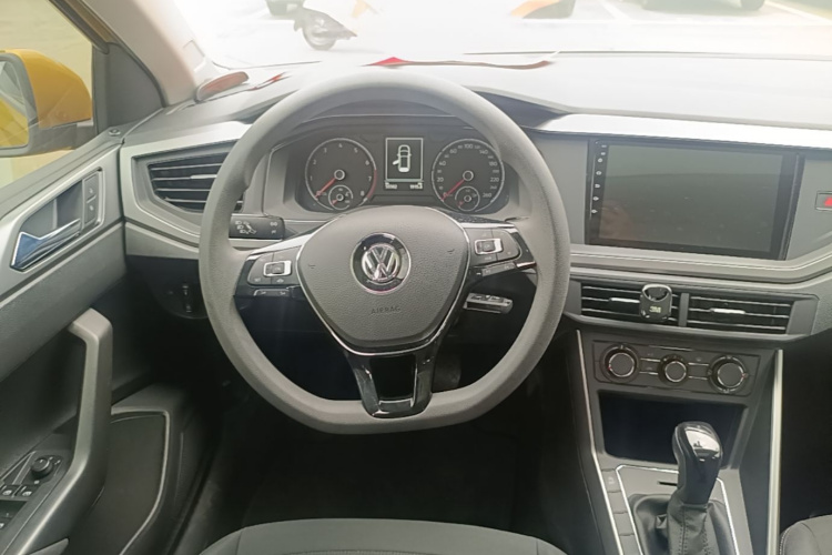 Volkswagen Polo 2020 #11 Volkswagen Polo 2020 car image #11