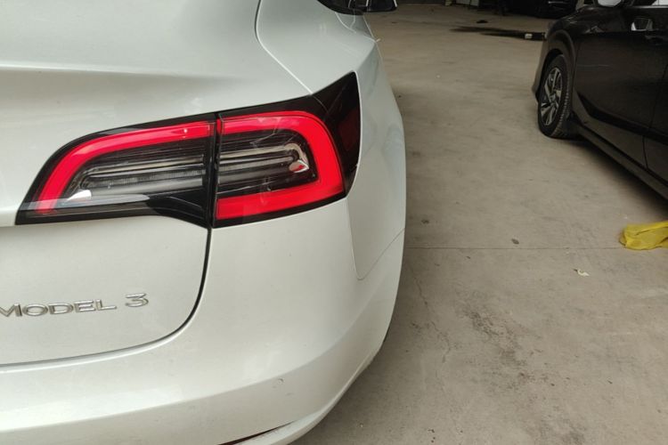 Tesla Model 3 2021 صورة سيارة #8