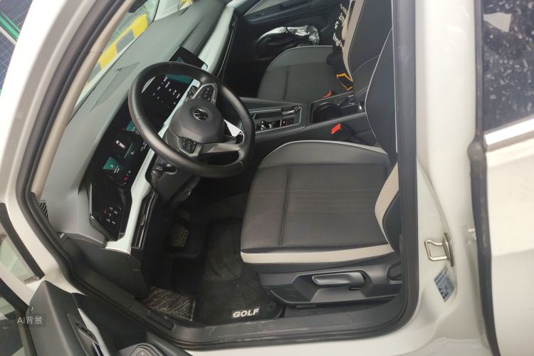 Volkswagen Golf 2021 car image #17