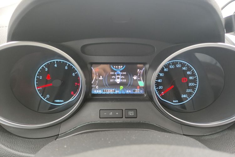 BYD Yuan 2016 #12 BYD Yuan 2016 car image #12
