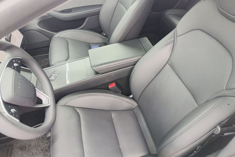 Tesla Model 3 2024 #17 Tesla Model 3 2024 car image #17
