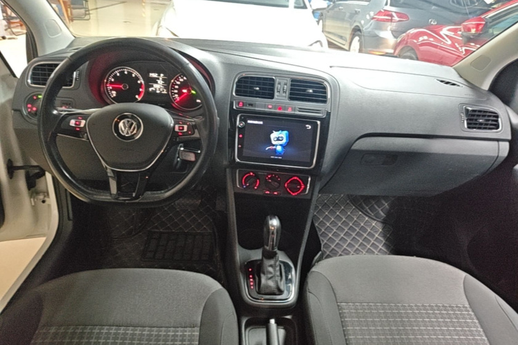 Volkswagen Polo 2019 #11 Volkswagen Polo 2019 car image #11