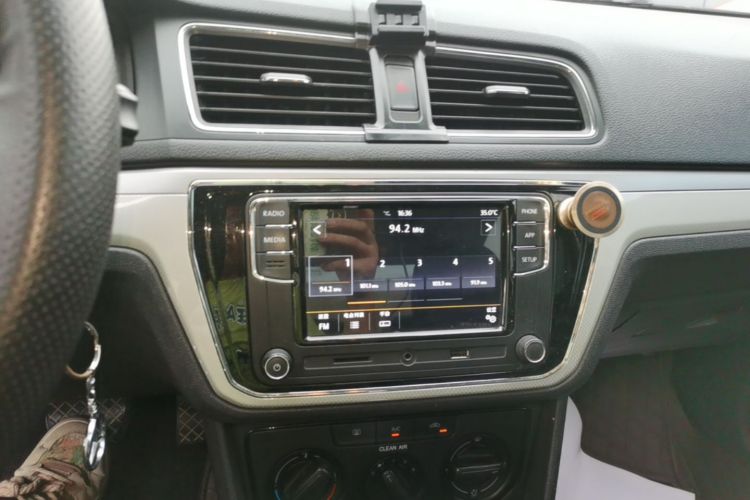 Volkswagen Lavida 2018 car image #13