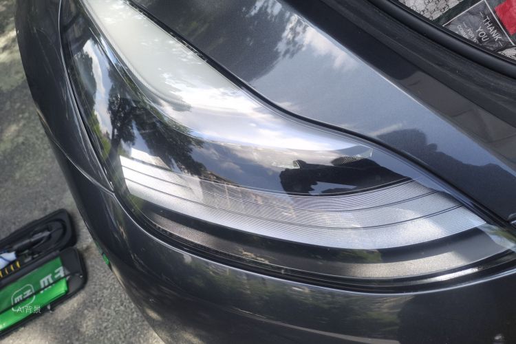 Tesla Model Y 2024 #8 Tesla Model Y 2024 car image #8