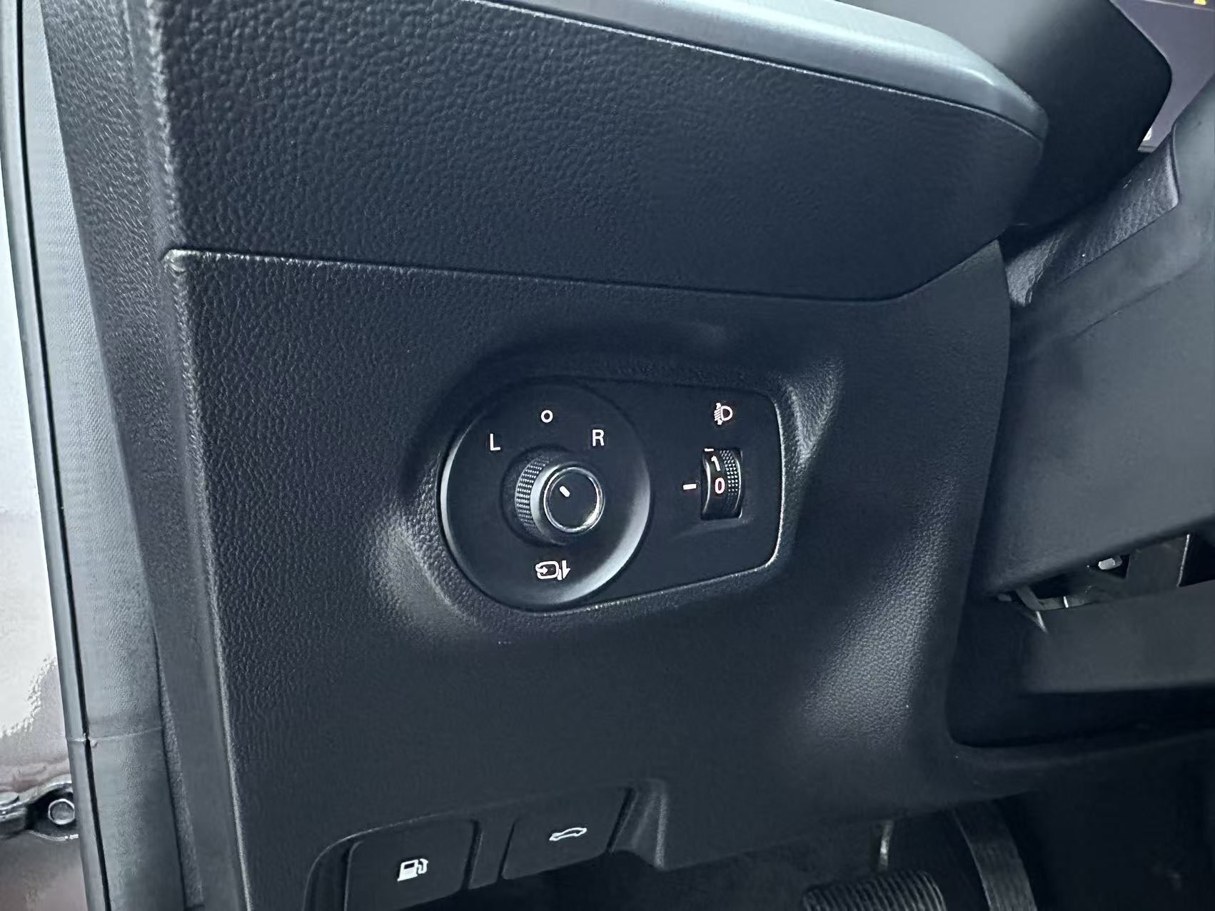 MG 5 2023 #13 MG 5 2023 immagine di auto #13