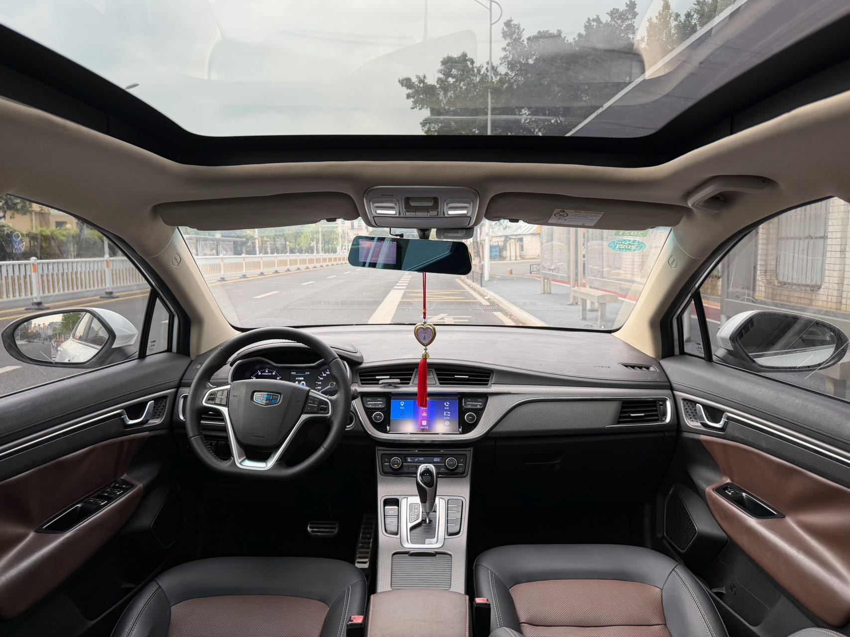 GEELY Emgrand GS 2017 immagine di auto #8