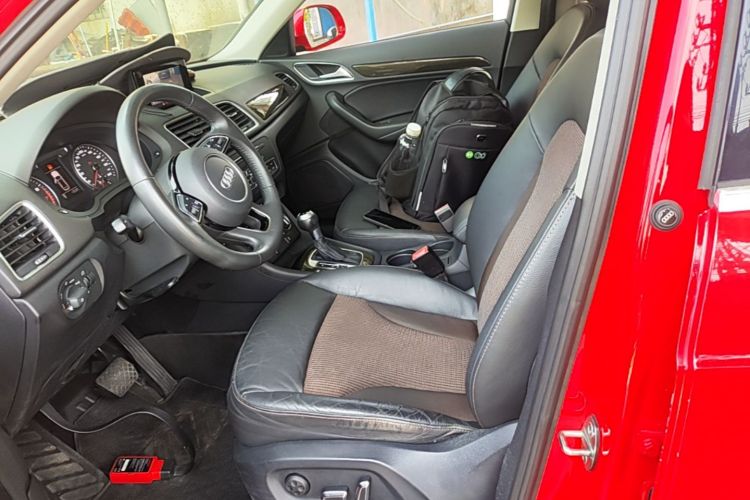 Audi Q3 2019 #15 Audi Q3 2019 car image #15
