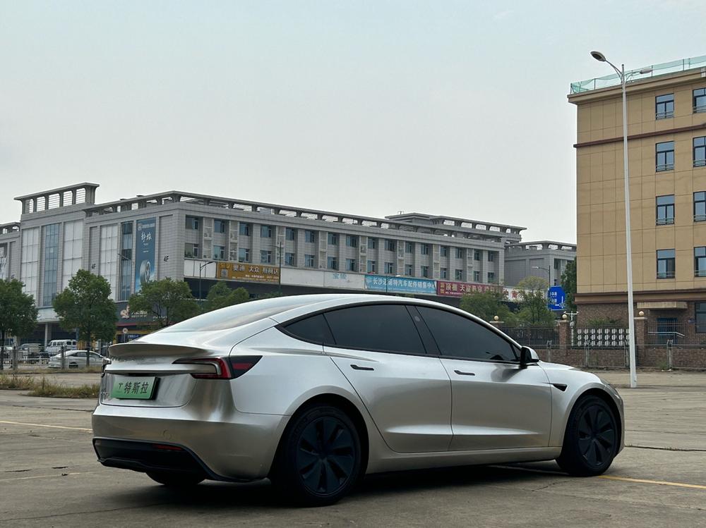 Tesla Model 3 2024 #7 Tesla Model 3 2024 immagine di auto #7