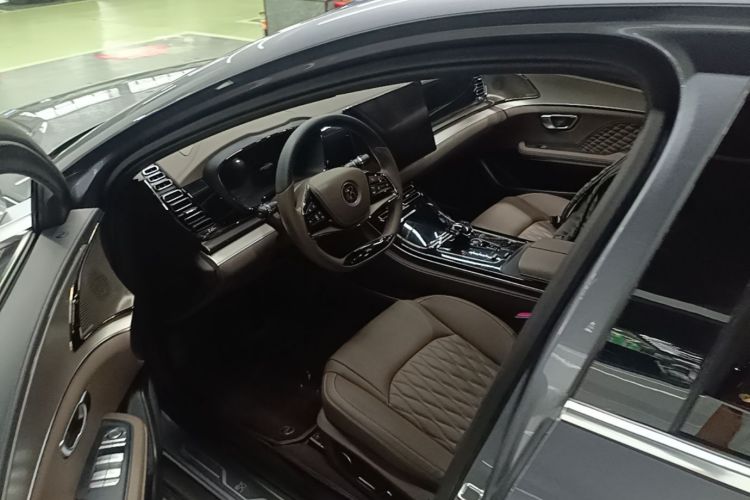 BYD Han 2022 car image #16