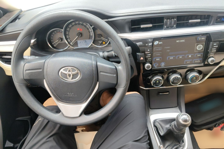 Toyota Corolla 2018 car image #10