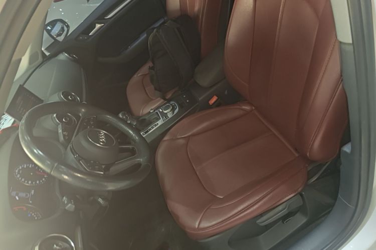 Audi A3 2020 car image #19