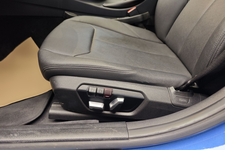 BMW 3 Series 2017 #27 BMW 3 Series 2017 image de voiture #27