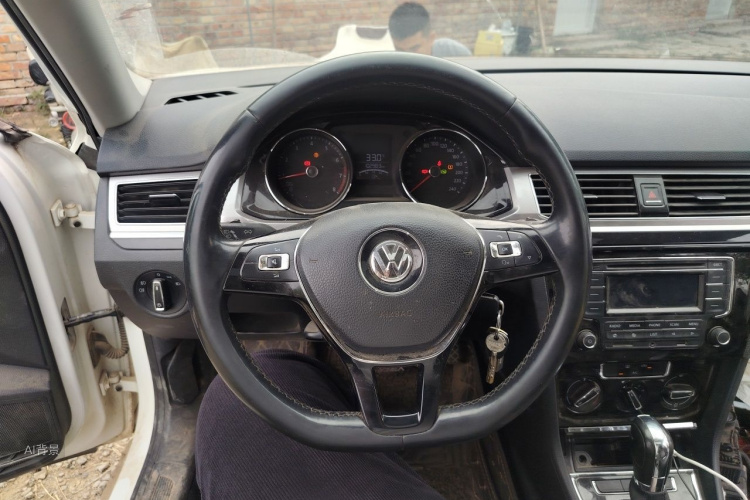 Volkswagen Bora 2018 car image #12