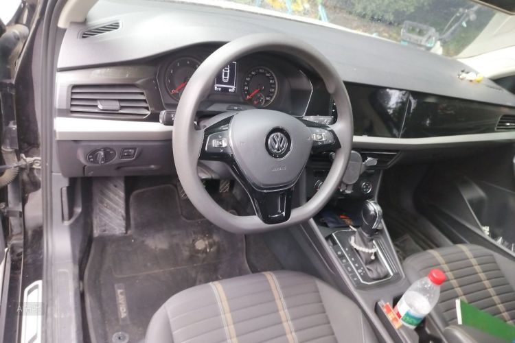 Volkswagen Lavida 2019 car image #12