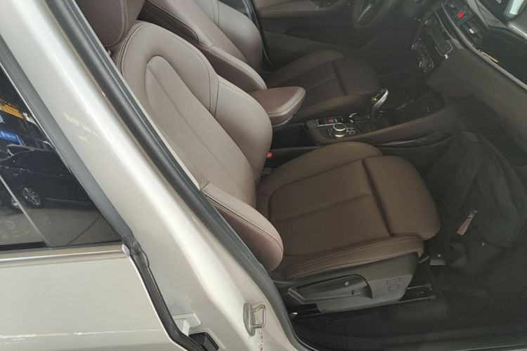 BMW X1 2021 immagine di auto #24