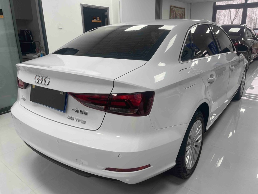 Audi A3 2016 car image #4