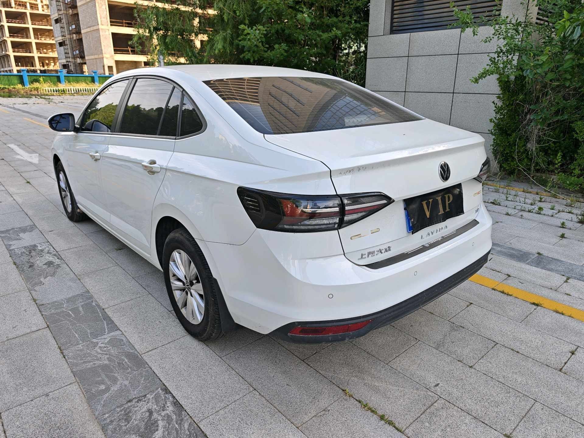 Volkswagen Lavida 2024 imagen de coche #3
