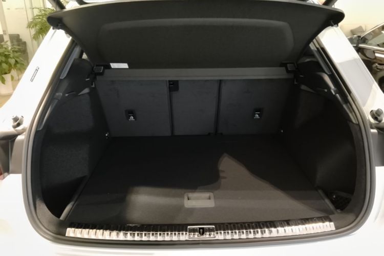 Audi Q3 2024 car image #19