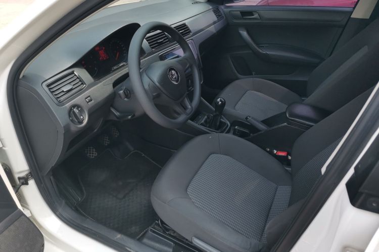 Volkswagen Santana 2020 car image #19