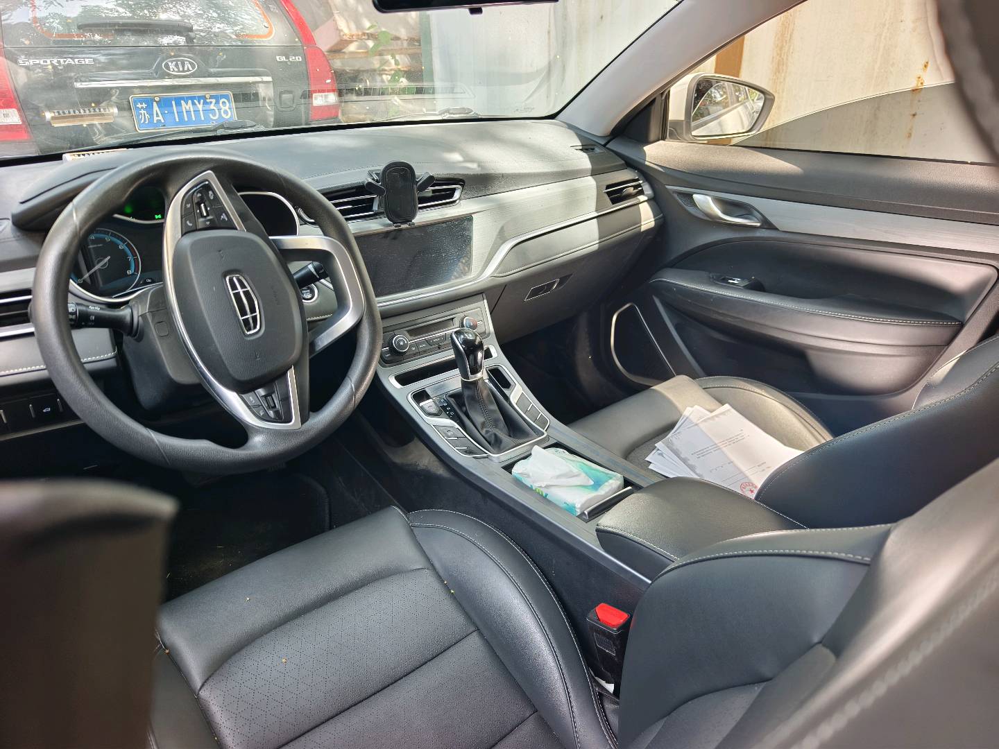 GEELY Emgrand 2022 #9 GEELY Emgrand 2022 car image #9