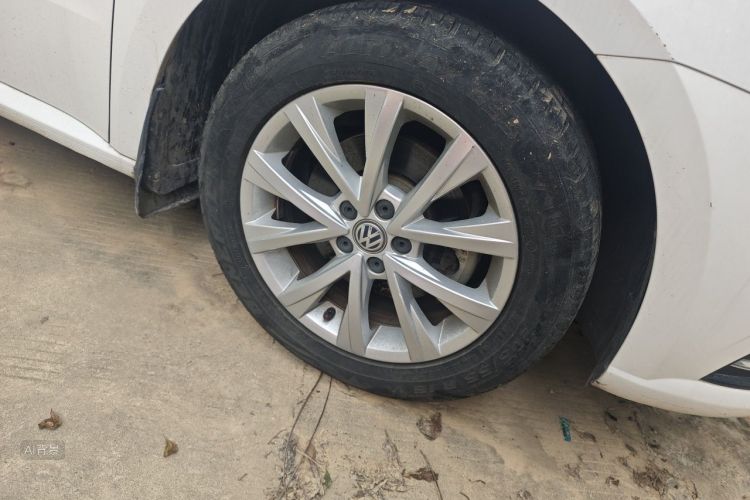 Volkswagen Lavida 2016 car image #9